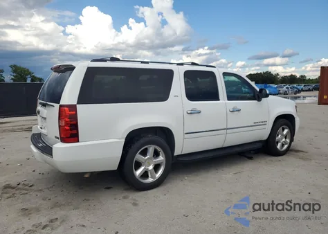 2011 Chevrolet Suburban C1500 Ltz z USA, uszkodzony, nr VIN 1GNSCKE04BR278295